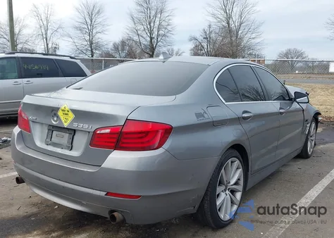 2013 BMW 535I xDrive z USA, uszkodzony, nr VIN WBAFU7C5XDDU72300